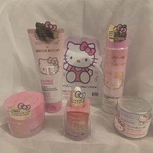 Crème x Hello Kitty 6 Piece Unopened New Skincare Set 🩷🤍🩷🤍